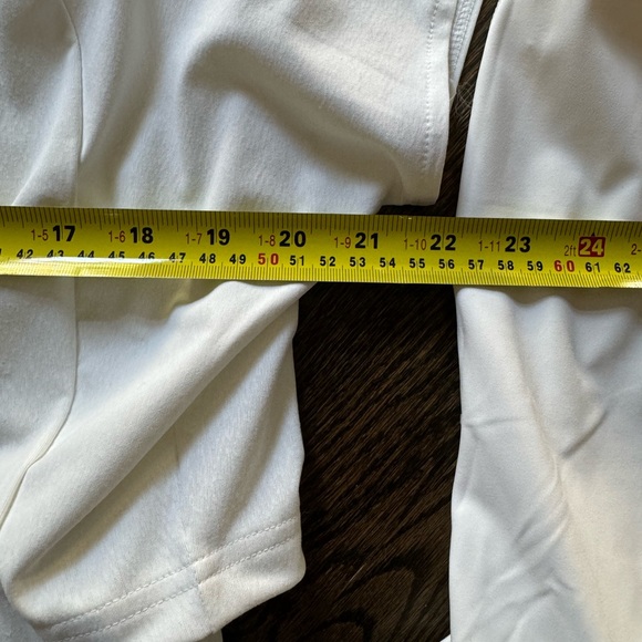 Adidas xl golf /tennis dress with shorts and pocket - Picture 5 of 8